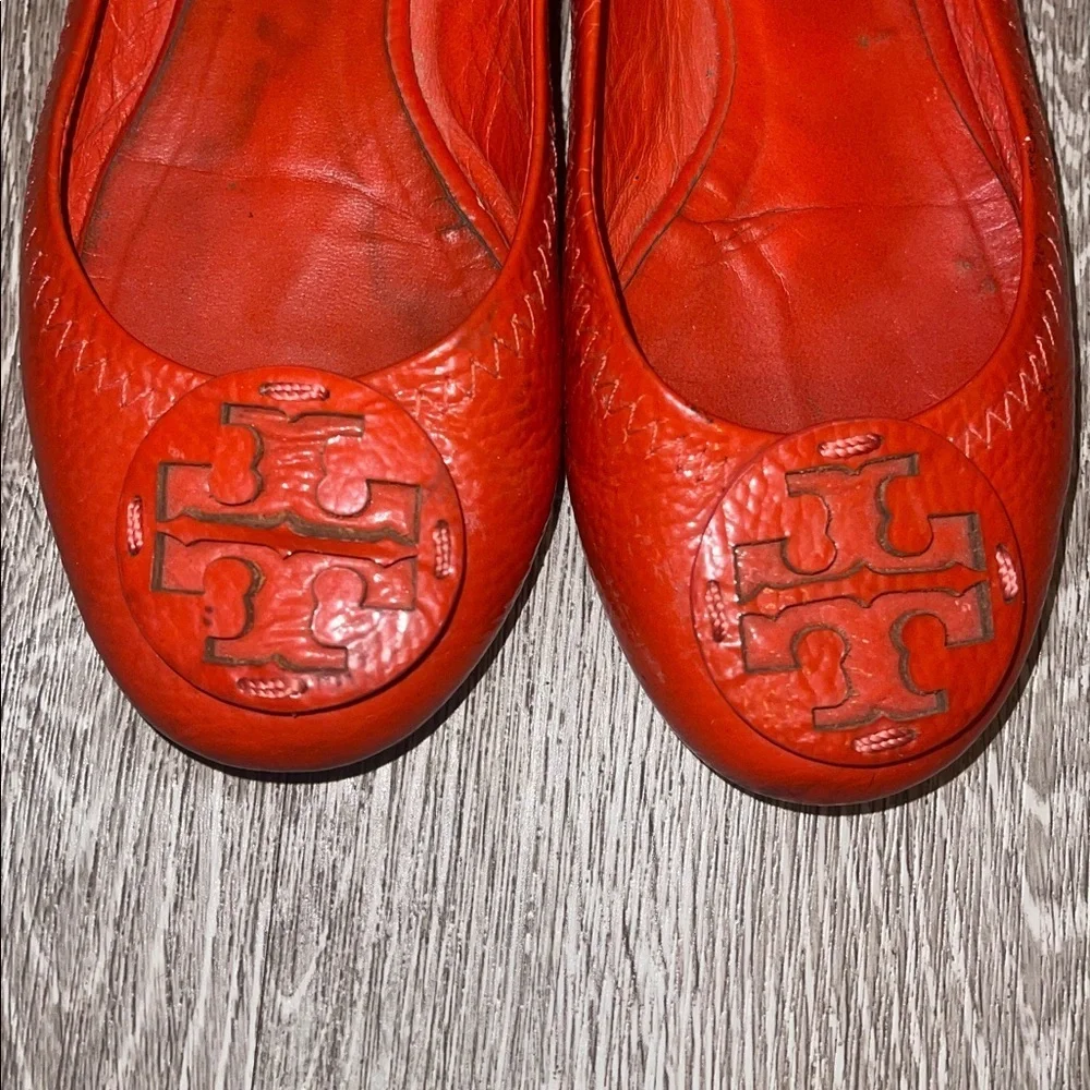 Tory Burch Reva leather orange ballet flats size 6 business casual